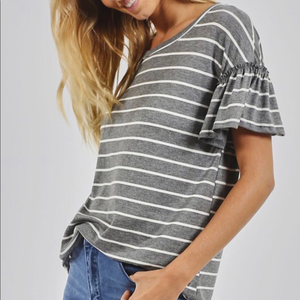 Ruffle sleeve stripe top